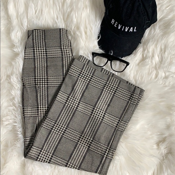 b&w pants